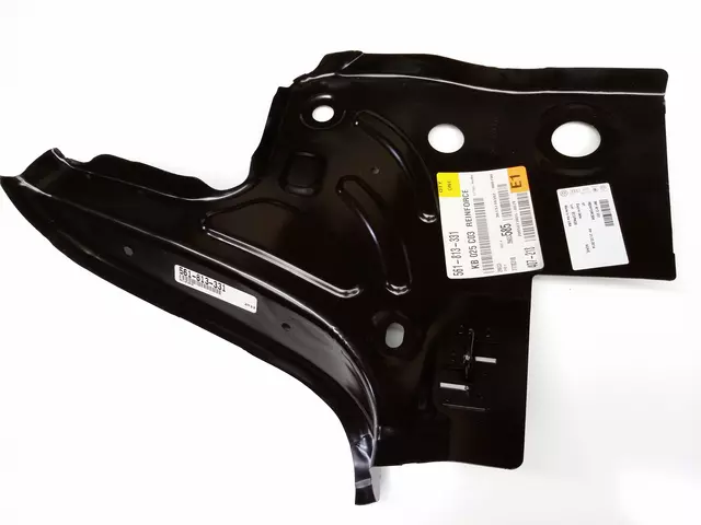 561813331A - : Reinforcement for Volkswagen: Passat Image