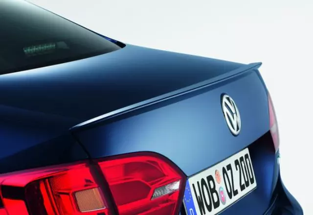 Rear Lip Spoiler - Primer - Volkswagen (5C7-071-641-GRU)