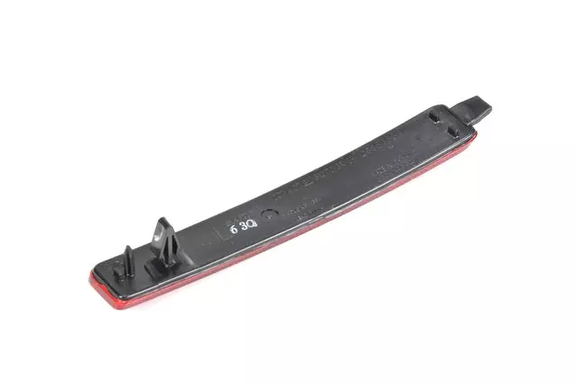 Rear Driver Side Reflector - GM (25881881)