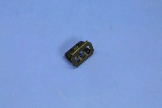 Grille To Fascia U-clip - Mopar (5029224AA)