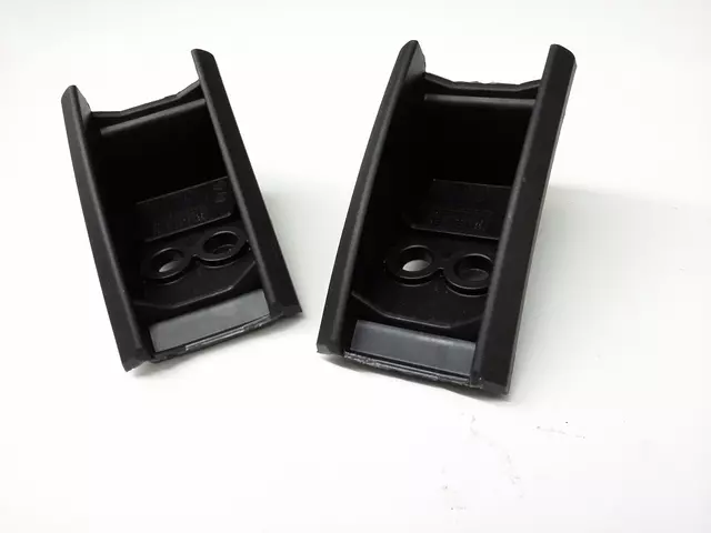 5N0807409 - Body: Adapter for Volkswagen Image