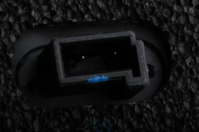 Button - GM (39130412)