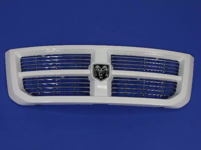 Grille - Mopar (1FZ31GW7AB)