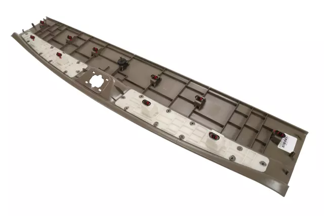 Dune Liftgate Sill Plate - GM (22886555)