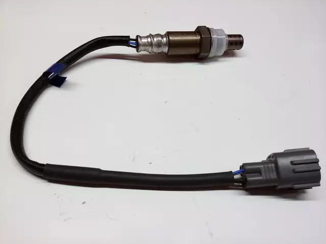 8946552050 - : Oxygen Sensor for Toyota: Echo Image