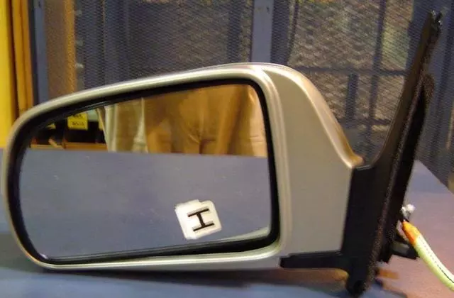 8794008900 - Body: Mirror Assembly for Toyota: Sienna Image