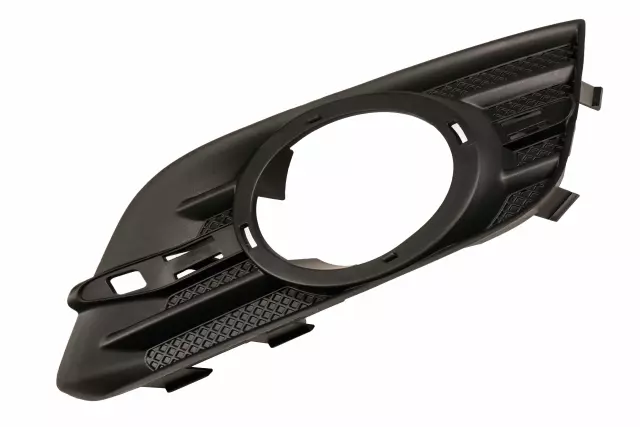 Passenger Side Front Fog Lamp Bezel - GM (95470235)