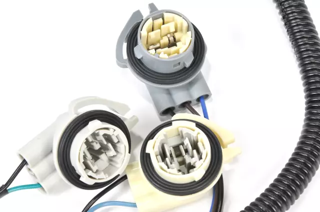 Driver Side Tail Light Wiring Harness - GM (88986854)