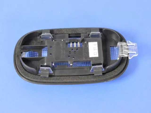 DOME - LAMP 1GE93XDVAD - Mopar (1GE93XDVAD)