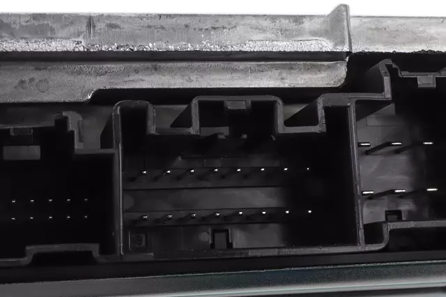 Amplifier - GM (42820324)