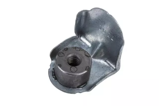 Front Fender Rear Bracket - GM (20867390)