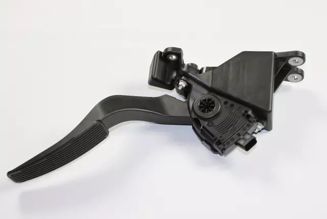 Accelerator Pedal - Mopar (04861714AH)