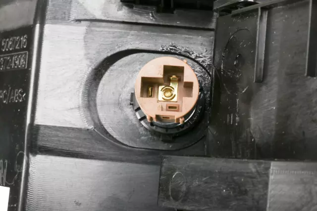 American Walnut Burl Front Floor Console Compartment - GM (23288639)