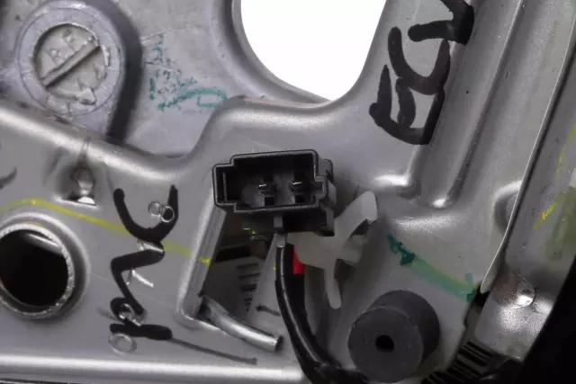 Medium Cashmere Steering Wheel - GM (84028542)