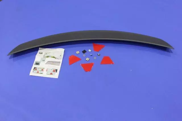 Deck Lid Spoiler Kit - Mopar (82214039)