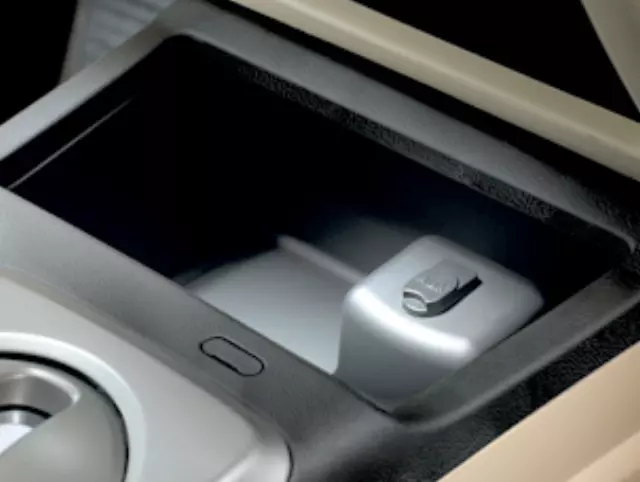 8A60SNA100 - Audio/Video: Auxiliary Audio Jack for Honda: Civic Image