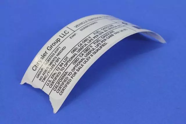 Veci Label Label - Mopar (4722054AA)