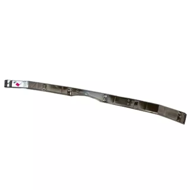 Lower Grille - Ford (8a8z8200c)