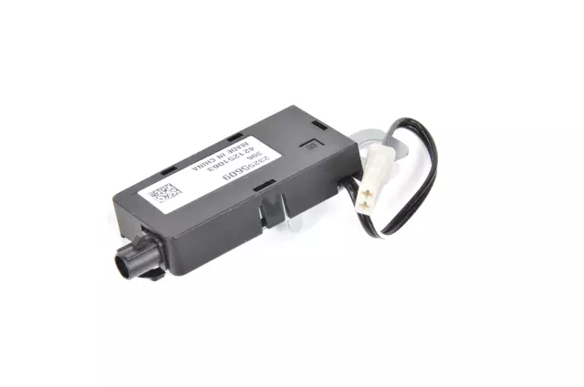 23255609 - : 2016-2021 Chevrolet Malibu - Amplifier for Chevrolet: Malibu Image