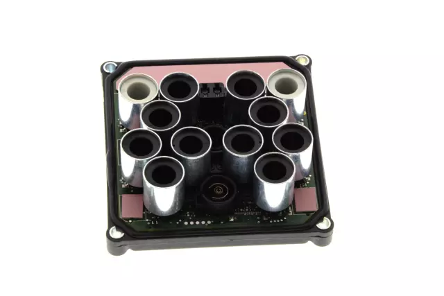 25881057 - Electrical: Control Module for GM Image image