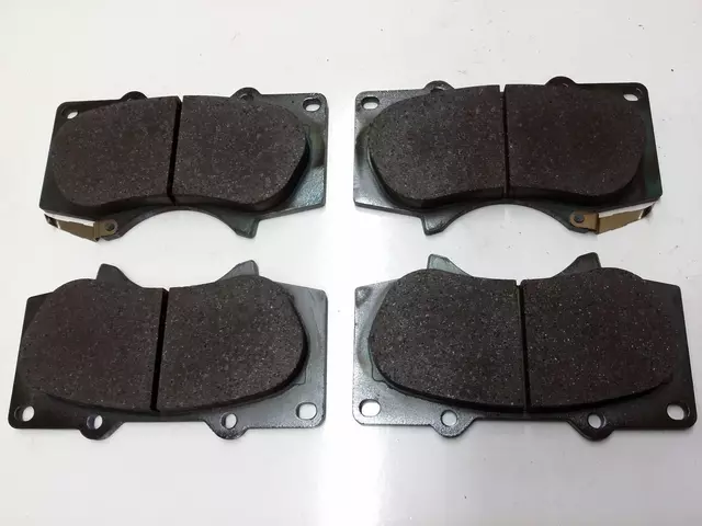 Genuine OEM Toyota Front Brake Rotors & Ceramic Pads Kit For 2001-2007 Highlander