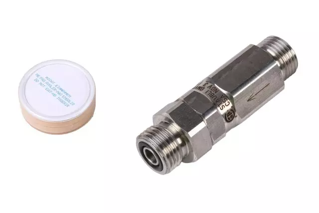 52370055 - : Compressed Natural Gas (CNG) Tank Filler Check Valve for GM Image