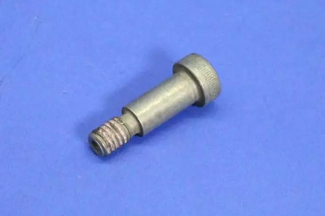 Bolt - Mopar (05290042AB)