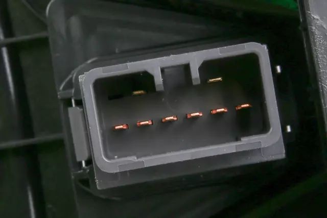 95409438 - Body: Center Bezel for GM Image