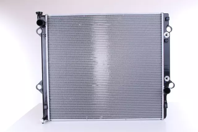 64661 - : Radiator w/Integrated Transmission Oil Cooler for NISSENS Image
