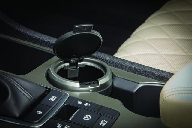 2TH78AP000 - Interior: Ash Cup - (A/T) for Kia: Optima Image