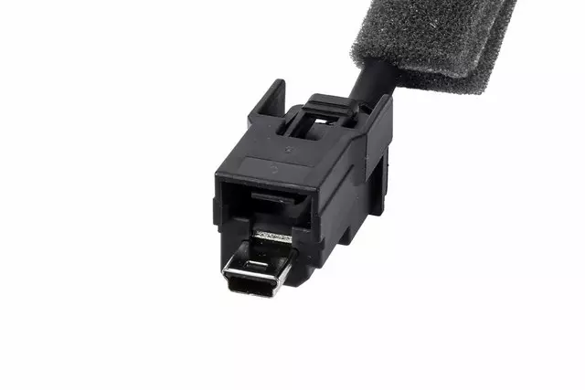 Multimedia Cable - GM (23377412)