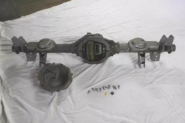 5102075AC - : Service Rear Axle for Mopar Image