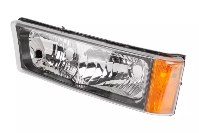 15199557 - : Passenger Side Daytime Running, Parking, and Turn Signal Lamp Assembly for Chevrolet: Avalanche 1500, Avalanche 2500, Silverado 1500, Silverado 1500 Classic, Silverado 1500 HD, Silverado 1500 HD Classic, Silverado 2500, Silverado 2500 HD, Silverado 2500 HD Classic, Silverado 3500, Silverado 3500 Classic, Silverado 3500 HD Image