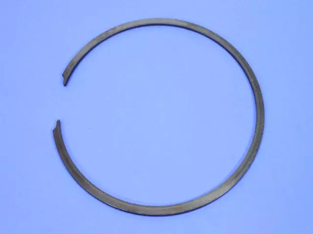 4219065 - NV243; Transfer Case: Annulus Gear Snap Ring for Mopar Image