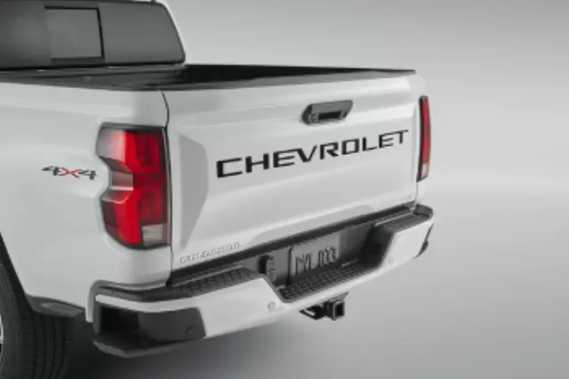 19434728 - Exterior: Polished Black Stainless Steel Chevrolet for Chevrolet: Colorado Image