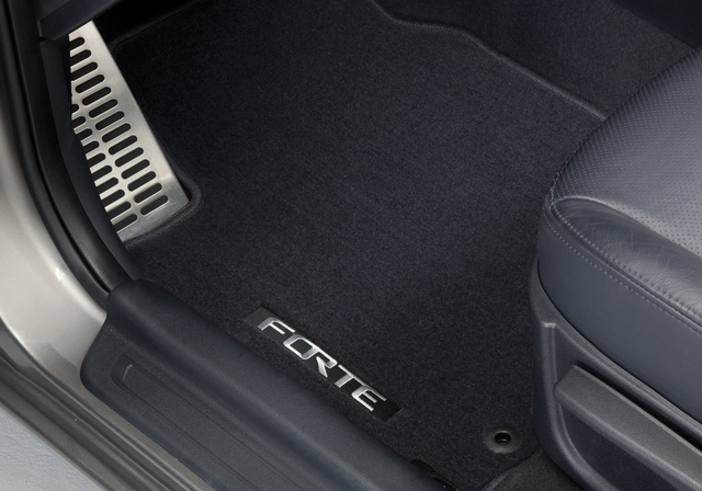 1MF14AC600 - Interior: Floor Mats, Carpet- Black Sport for Kia: Forte Koup Image