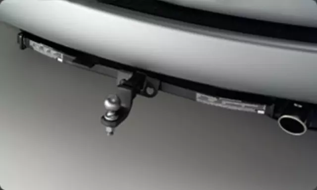 MZ313590 - Trailering: Trailer Hitch for Mitsubishi: Endeavor Image