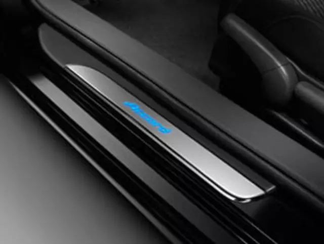 8E12T3L102 - : Door Sill Trim - Illuminated - Coupe for Honda Image