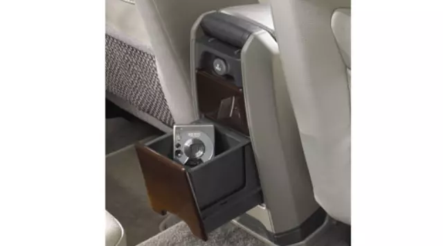 8685573 - Body: Storage Tray for Volvo: XC90 Image