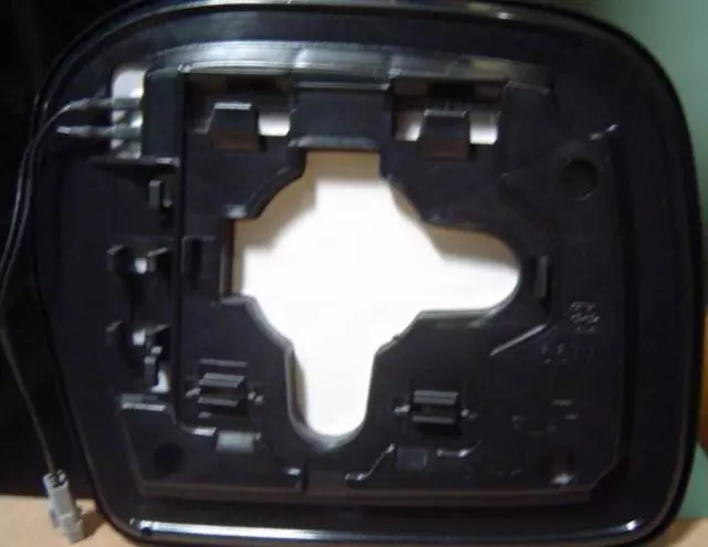 8796135821 - Body: Glass for Toyota: 4Runner Image