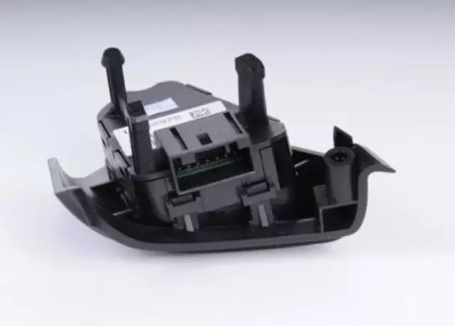 13352975 - Steering: Cruise Control Switch for Chevrolet: Camaro, Cruze, Cruze Limited, Malibu, Malibu Limited, Volt Image