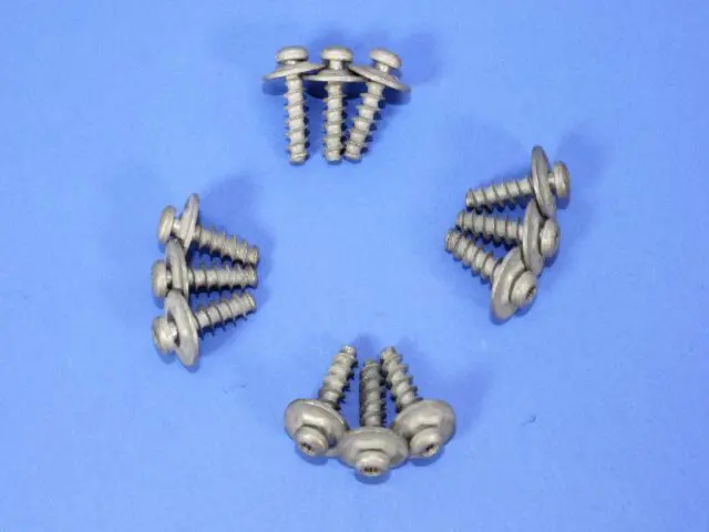 Tapping Screw - Mopar (6506579AA)