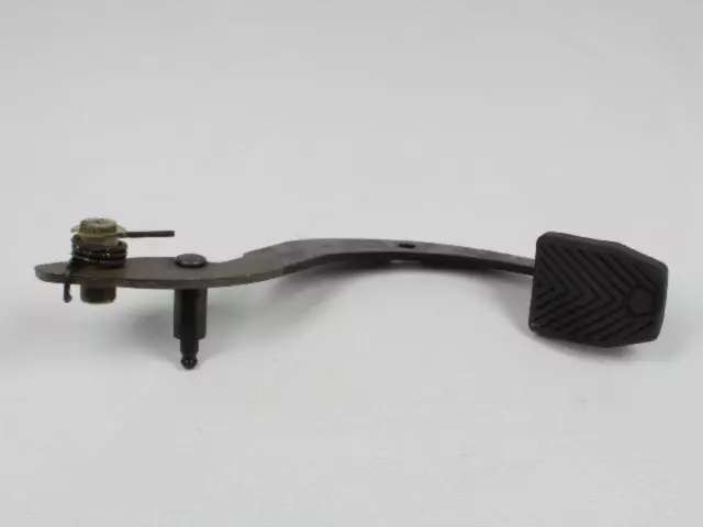 4668773AD - Clutch: Clutch Pedal for Chrysler: PT Cruiser | Dodge: Neon Image