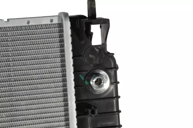 2012-2020 Chevrolet Sonic - Radiator - GM (95316049)