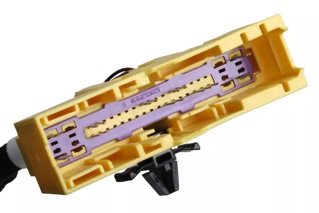 84228163 - : Harness for GM Image