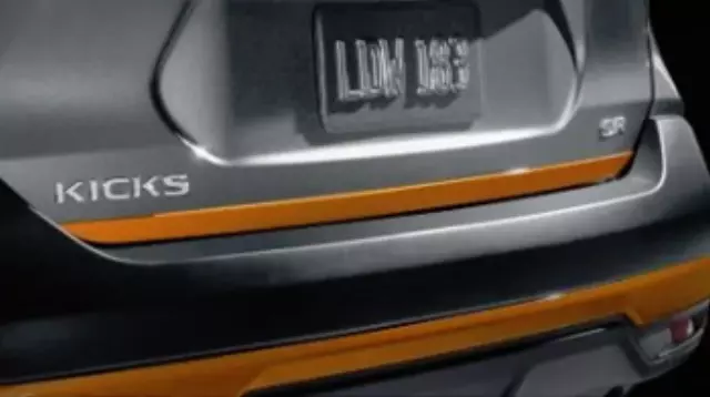 T99G85RL3F - Exterior: Rear Hatch Accent, Color Studio for Nissan Image