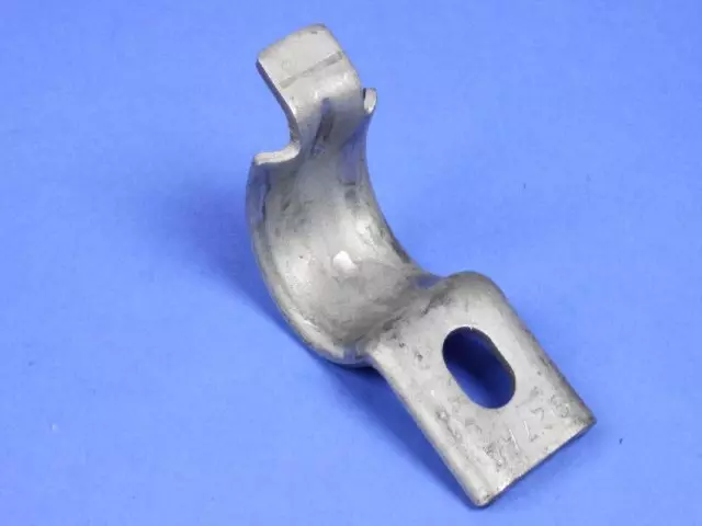 4656927AA - Suspension: Bracket for Chrysler: PT Cruiser Image