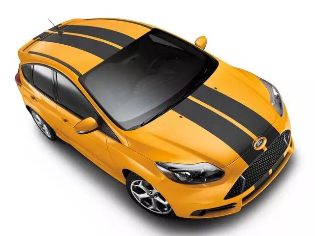 F1EZ5420000AB - Exterior: Over The Top Stripe - Seat - Black for Ford: Focus Image