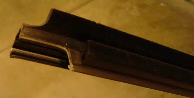 2001-2007 Toyota Highlander - Belt Weather-Strip - Toyota (75710-48020)