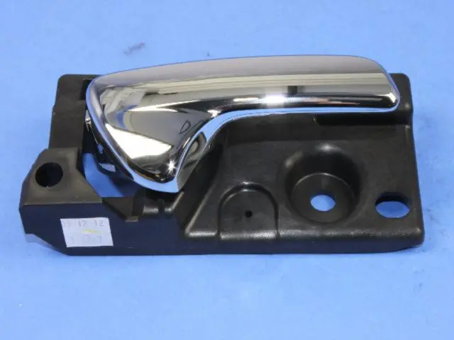 Door Interior Handle, Right - Mopar (68079302AB)